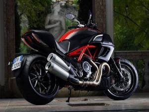 <b>Название: </b>Ducati, <b>Добавил:<b> Dominus<br>Размеры: 1600x1200, 604.4 Кб